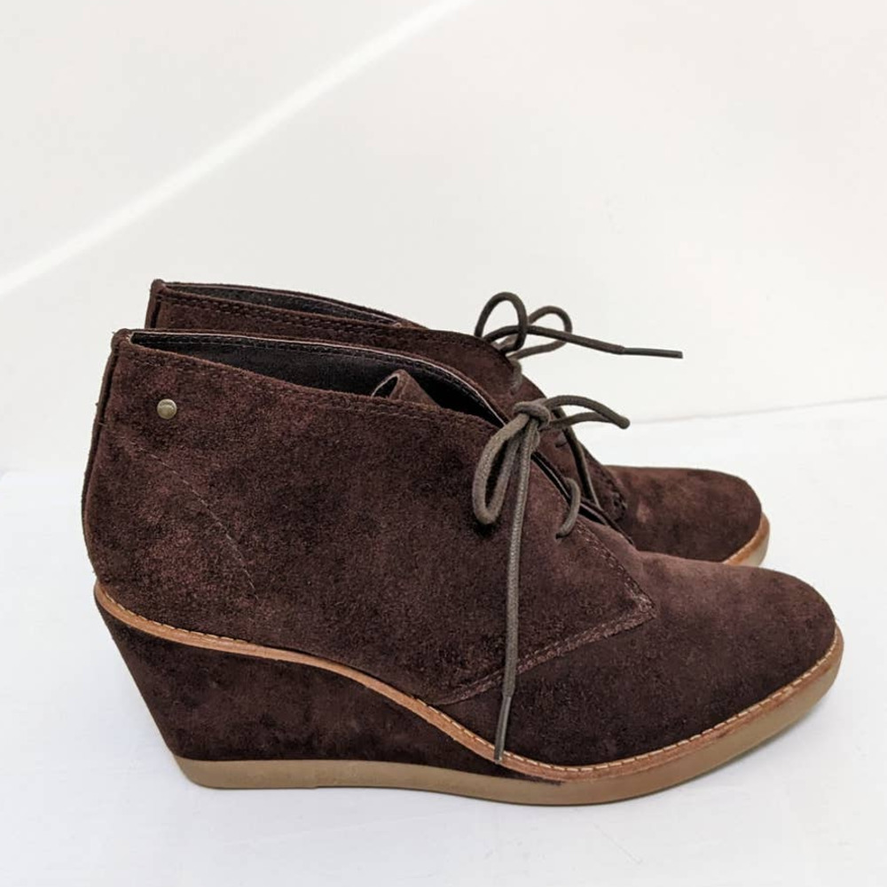 Coach Brown Suede Leather Cassy Lace Up Wedge Booties Shoes 7.5 7 1/2 - Picture 3 of 9